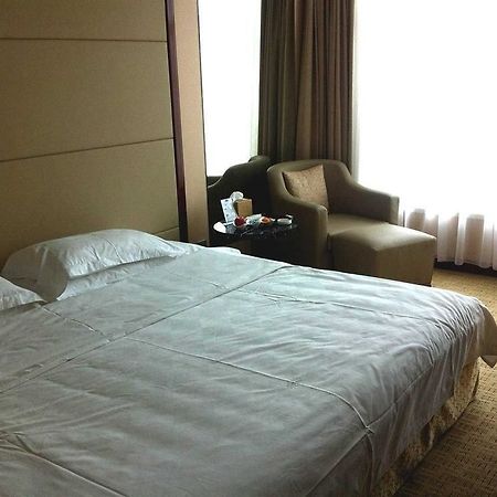 Qianjin Hotel - 長春 エクステリア 写真