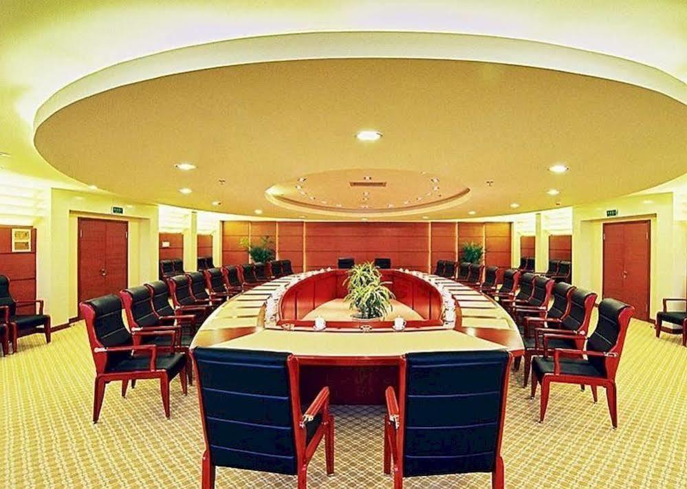 Qianjin Hotel - 長春 エクステリア 写真