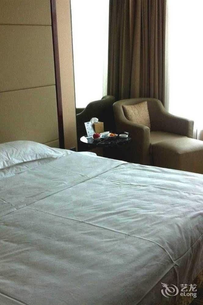 Qianjin Hotel - 長春 エクステリア 写真
