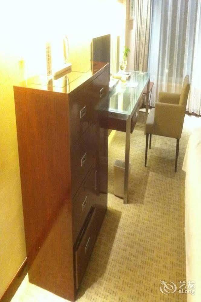 Qianjin Hotel - 長春 エクステリア 写真